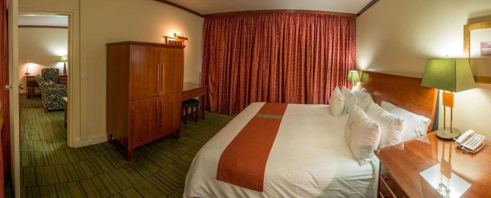 Peermont Metcourt Inn At The Grand Palm, Gaborone Exterior photo