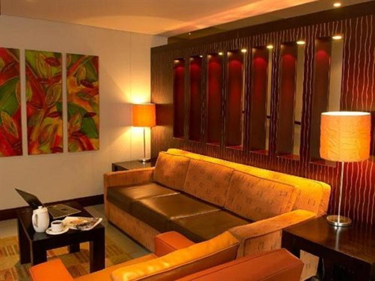Peermont Metcourt Inn At The Grand Palm, Gaborone Exterior photo