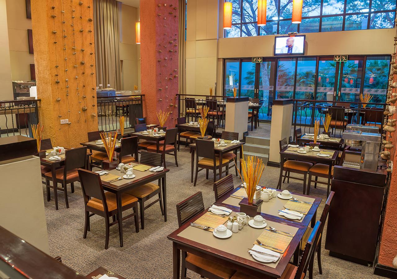 Peermont Metcourt Inn At The Grand Palm, Gaborone Exterior photo